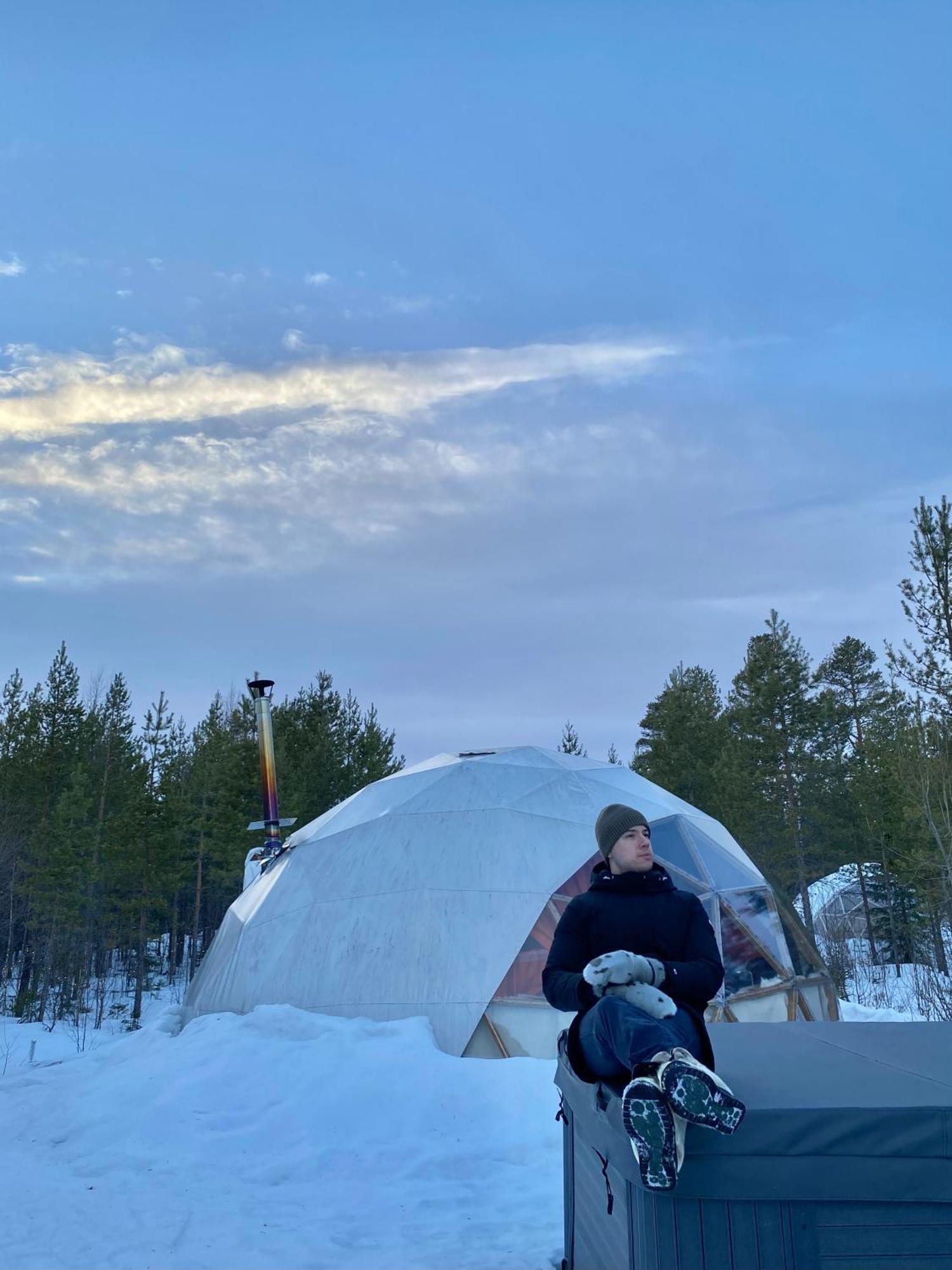 Aurora Igloo Fireplace-Heated Tents In A Secret Forest With Private Jacuzzi And Shared Sauna Bathroom And Dog Friendly Rovaniemi Dış mekan fotoğraf